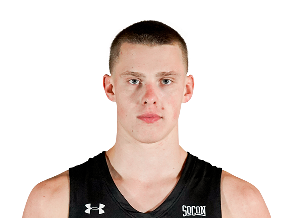 Lukas Platauna headshot