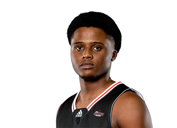 Sebastian Perry headshot