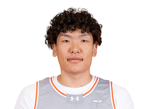 Tommy Gankhuyag headshot