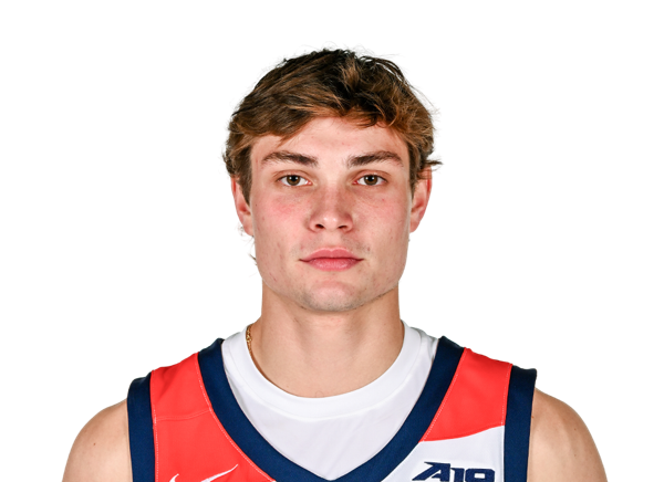 Lucas Prolla headshot