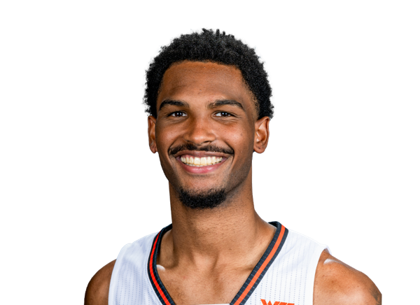 Donyae May headshot