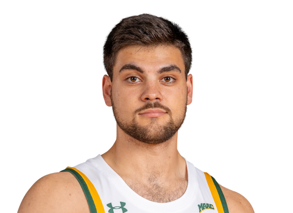 Luke Cecchi headshot