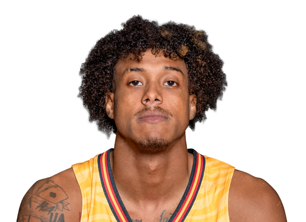 Solomon Ray headshot