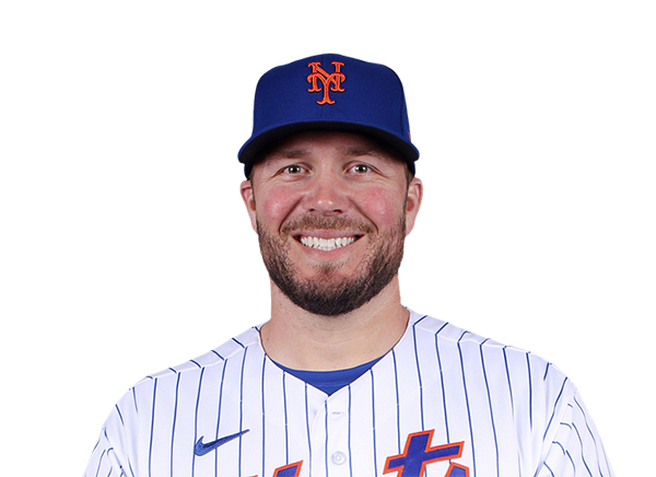 Tommy Hunter headshot