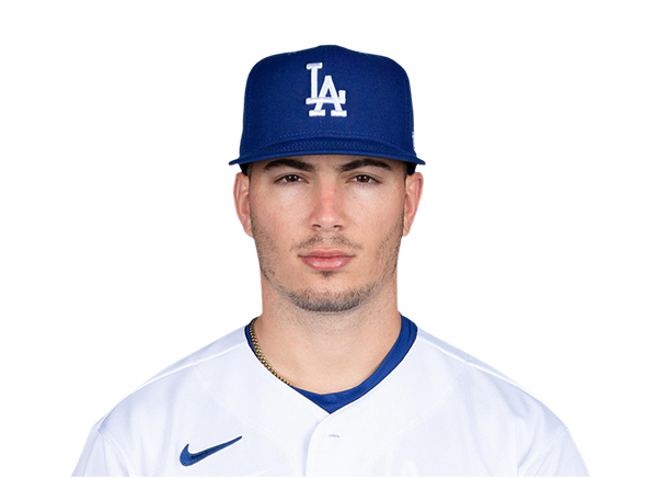 Omar Estevez headshot