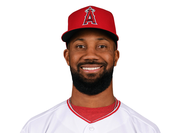 Chris Young headshot