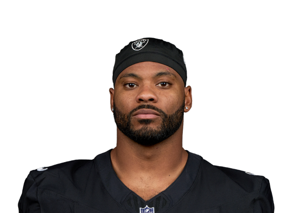 Elandon Roberts headshot