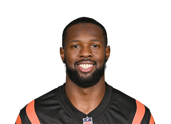 Larry Brooks headshot