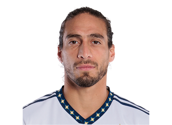 Martín Cáceres headshot