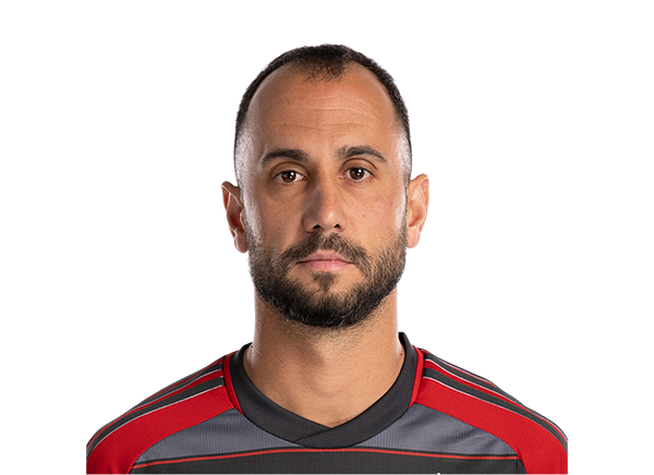 Víctor Vázquez headshot
