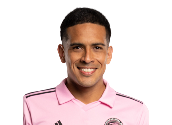 Victor Ulloa headshot