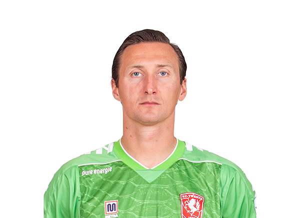 Przemyslaw Tyton headshot