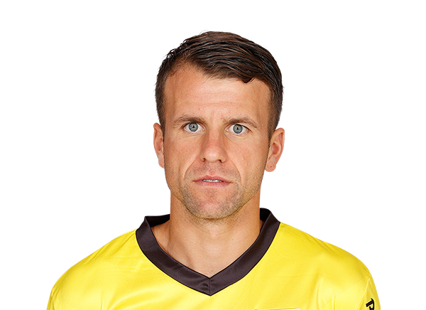 Lukas Schmitz headshot