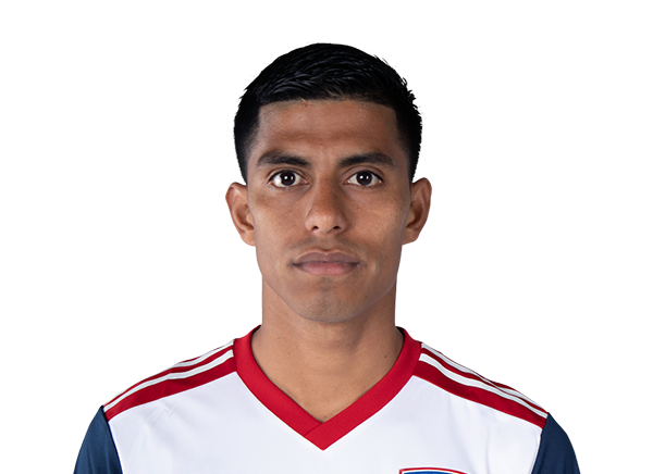 Moises Hernández headshot