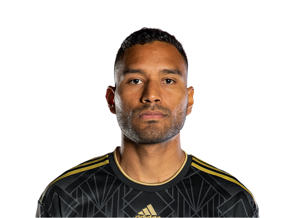 Eddie Segura headshot