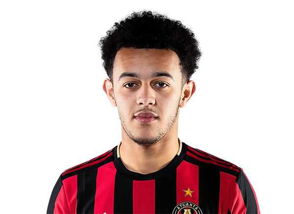 Dion Pereira headshot