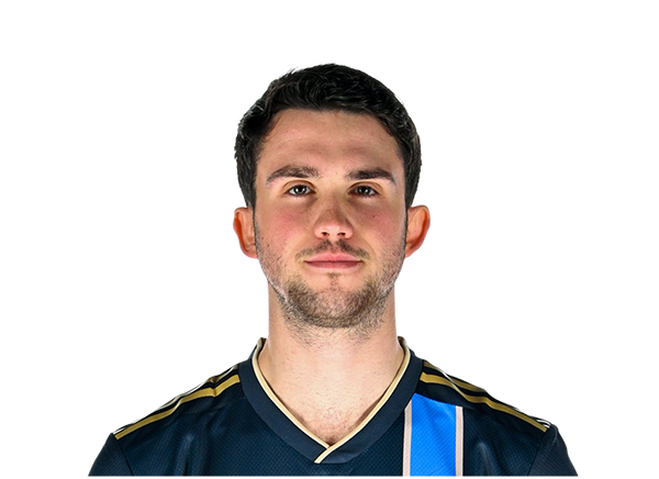 Leon Flach headshot