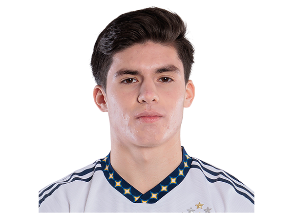 Jonathan Pérez headshot