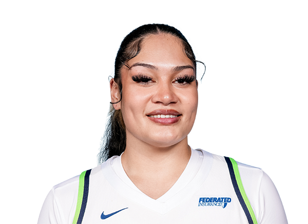 Alissa Pili headshot