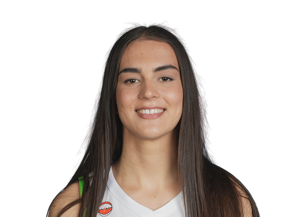 Eliska Hamzova headshot