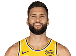 Maxi Kleber headshot